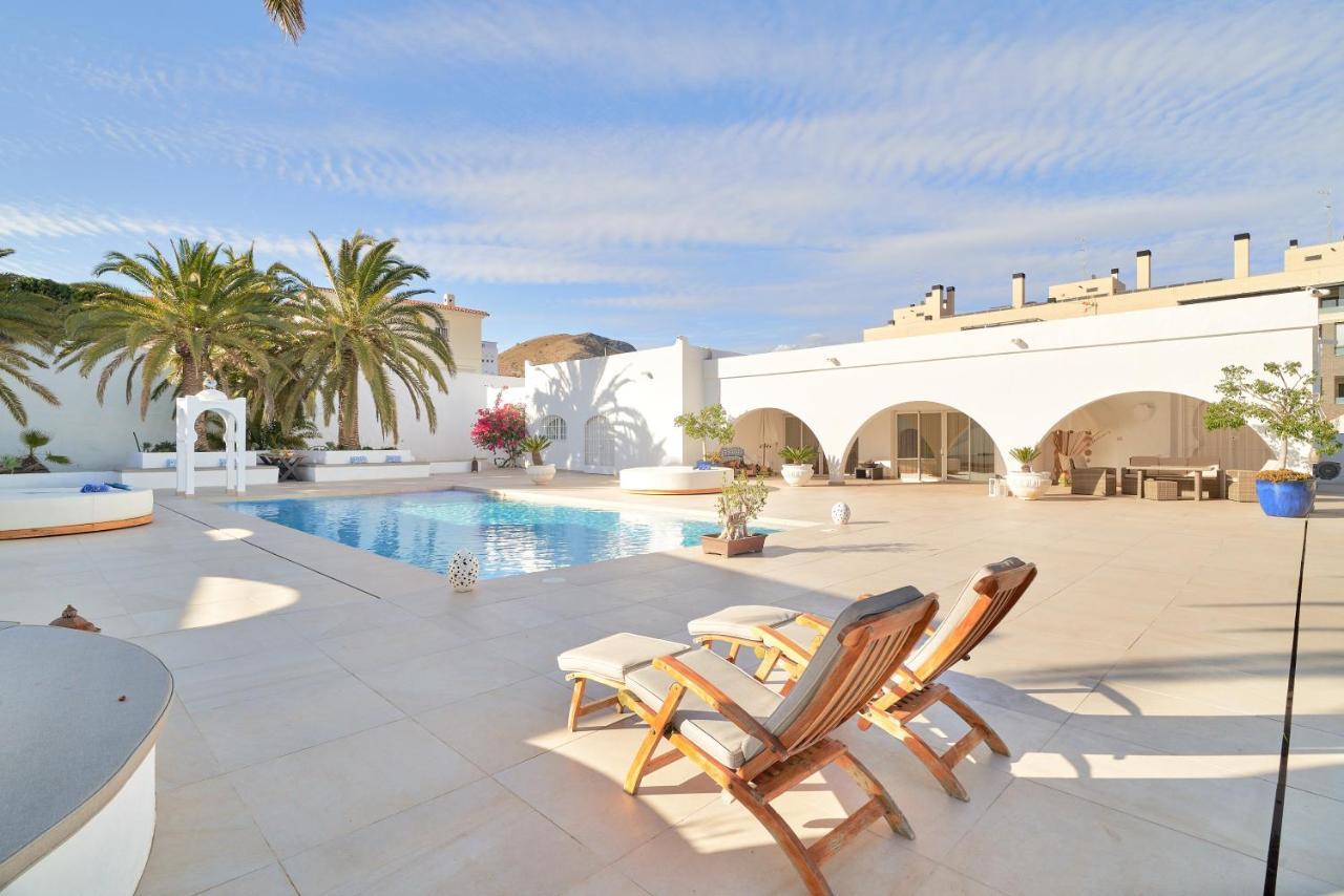 Appartamento Mauresque Experience Luxury Torremolinos Esterno foto